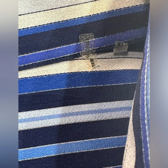 Men Bugatchi Shaped Fit Long Sleeve - Blue Stripped Shirt - Picture 7 of 8